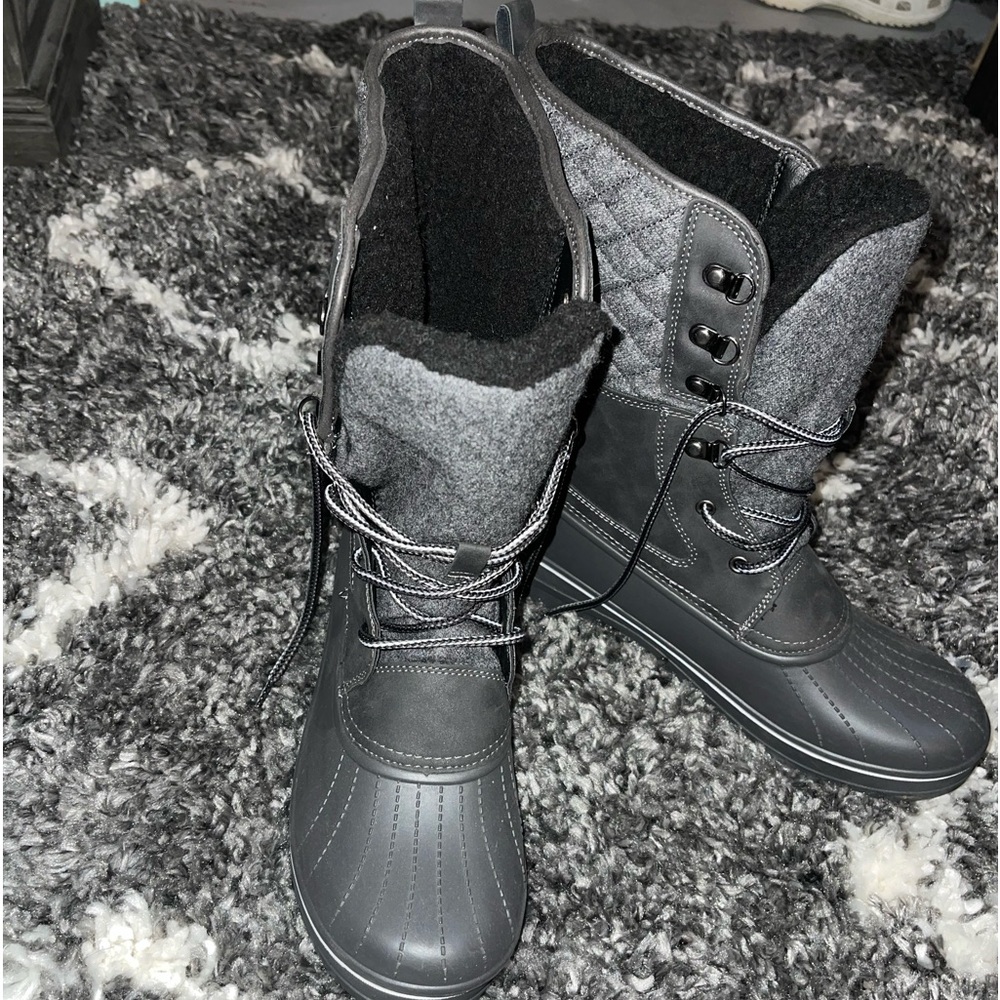 Boots, never have been warn had for a couple years but haven’t touched them.